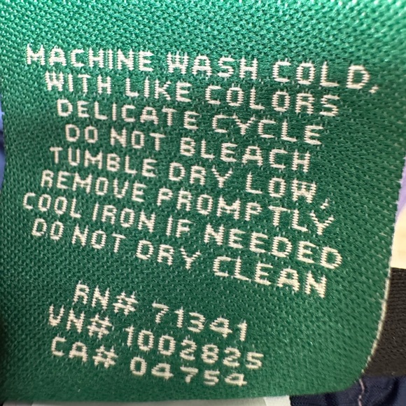 Women’s XL Ultralight 850 Down Sweater, Regular, Muted Purple - Picture 9 of 13